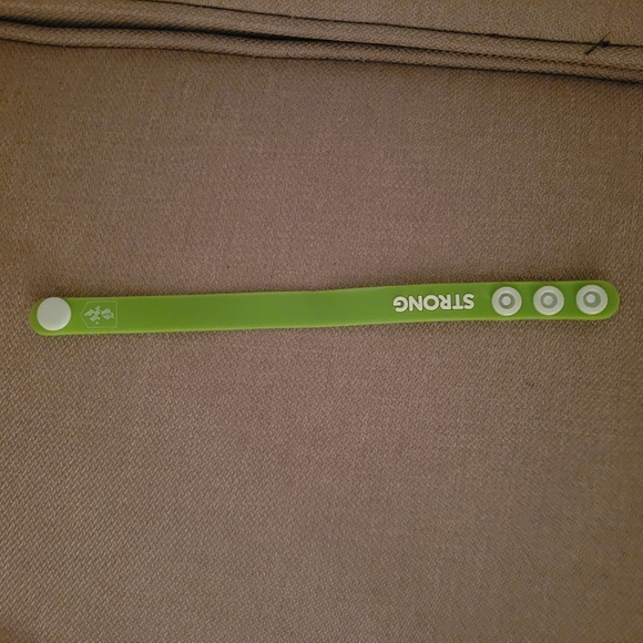 Key Chains & Bracelets - Picture 11 of 16